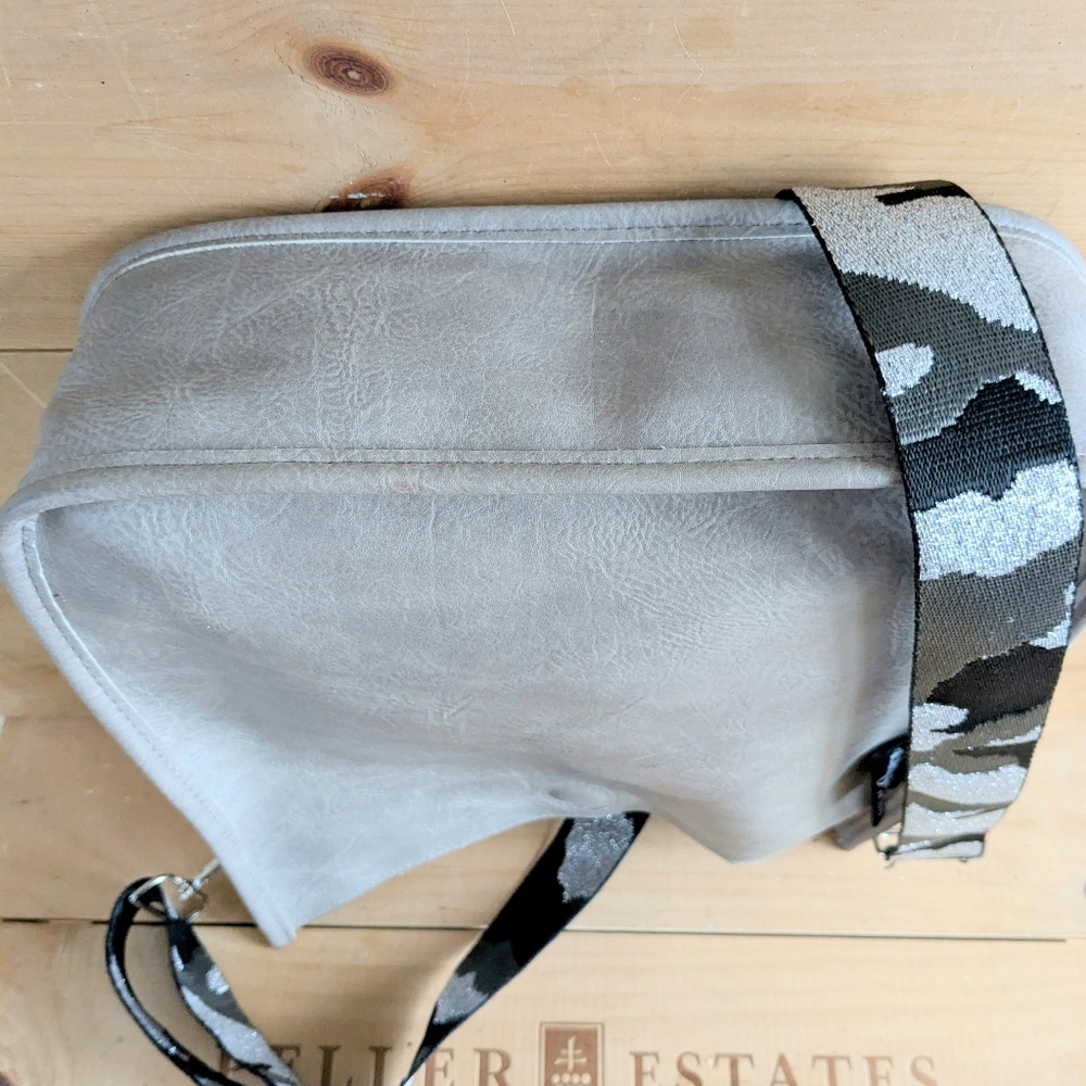 Vegan Leather Crossbody Bag with Camo Strap - Picture 6 of 9